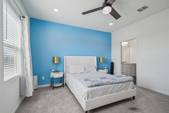Building Photo - 409 Redfish Ln