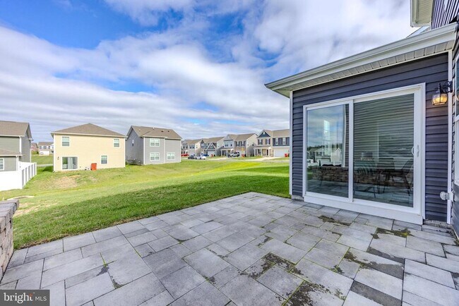 Building Photo - 171 Schyrock Dr