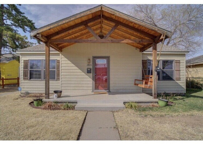 Building Photo - 2804 33rd St