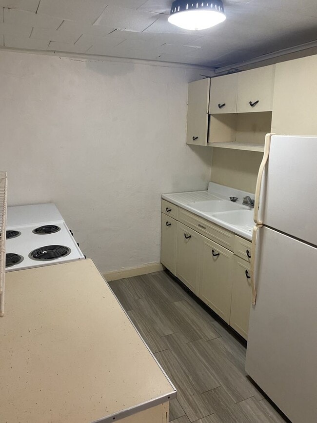Building Photo - 1 bedroom cottage near Downtown Tavares