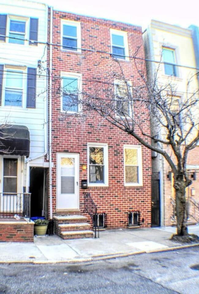 Primary Photo - Gorgeous queen village property available
