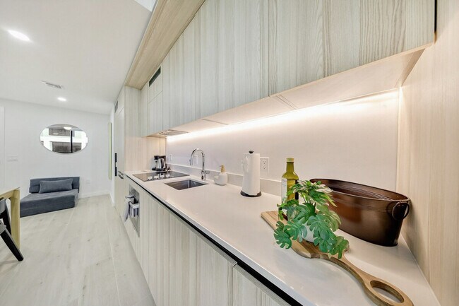 Building Photo - 45 NW 1st St