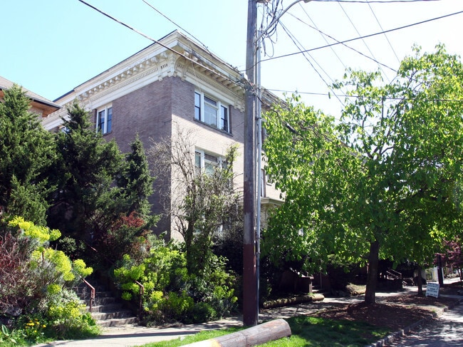 1626 13th Ave - Bristol Apartments