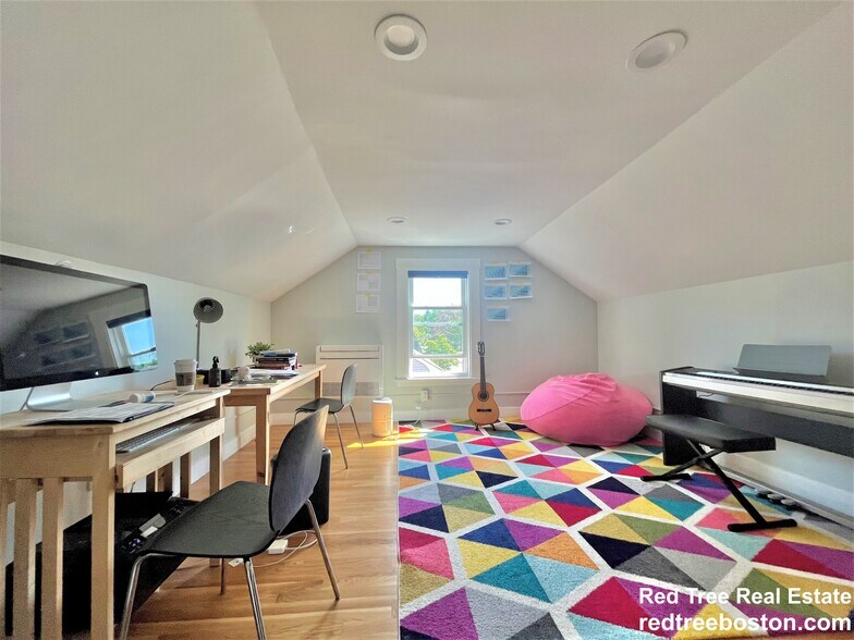 Building Photo - 43 West St