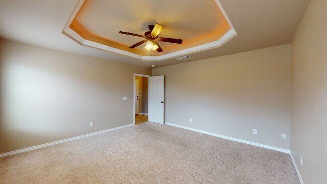 Building Photo - Unique opportunity to rent till June 30, 2...