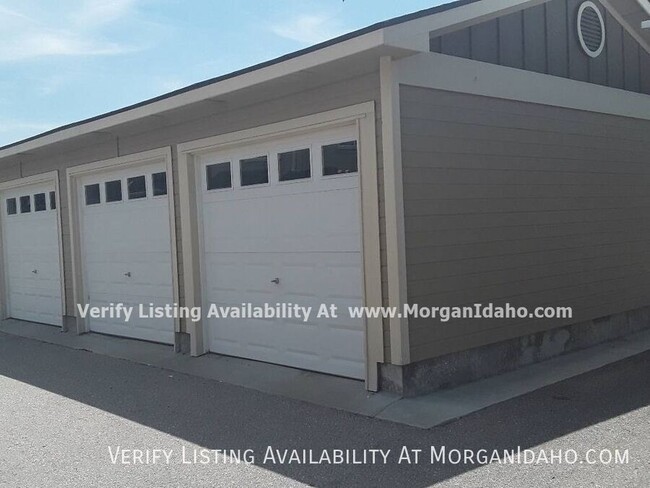 Building Photo - 9221 W Brogan Dr