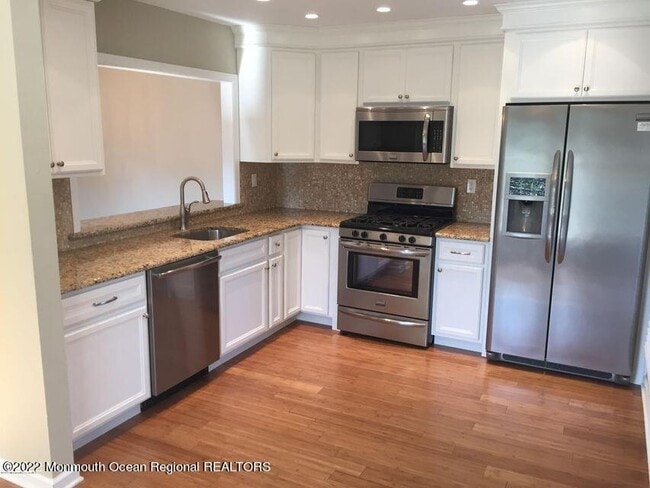 Building Photo - 23 Wyckham Rd