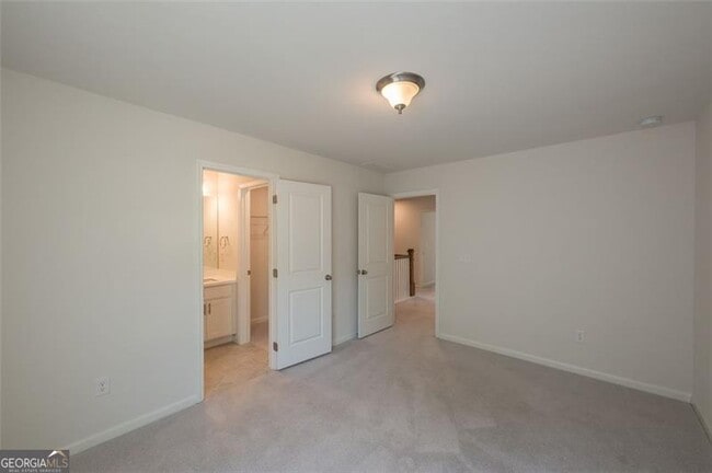 Building Photo - 921 Hickory Leaf Ct SE