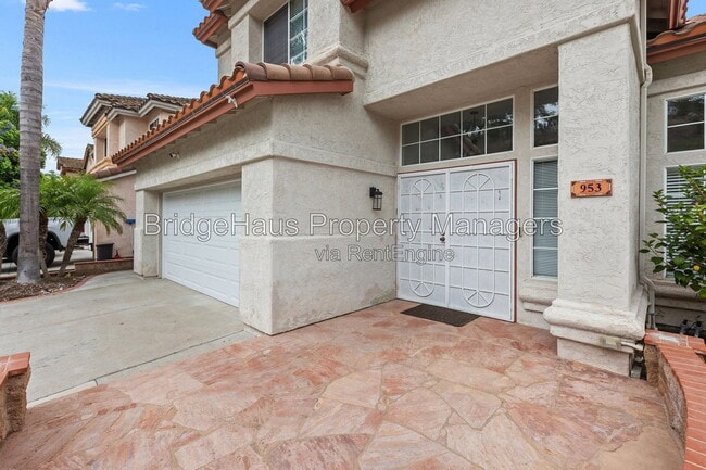 Building Photo - 953 Gallery Dr