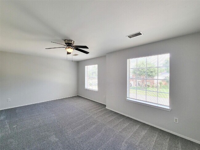 Building Photo - 6 Bedroom Home for Rent in Katy TX 77449 | Westfield | 3.5 Baths | 2-Car Garage