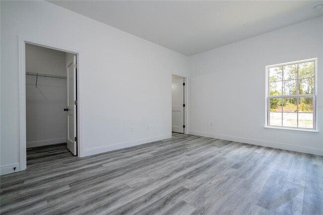 Building Photo - 2580 Gaillardia Dr