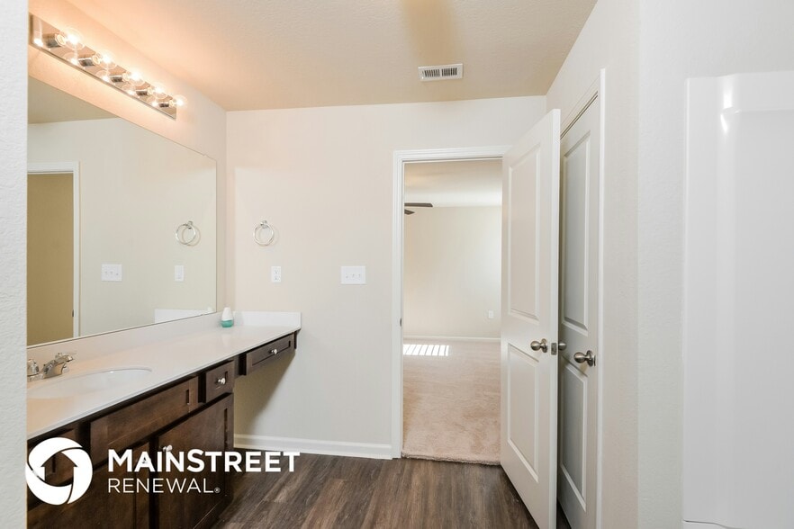 Building Photo - 65 Homestead Ln