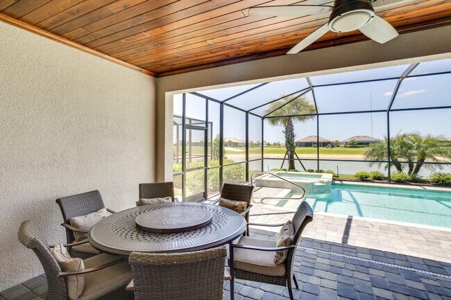 Building Photo - 15968 Leaning Pine Ln