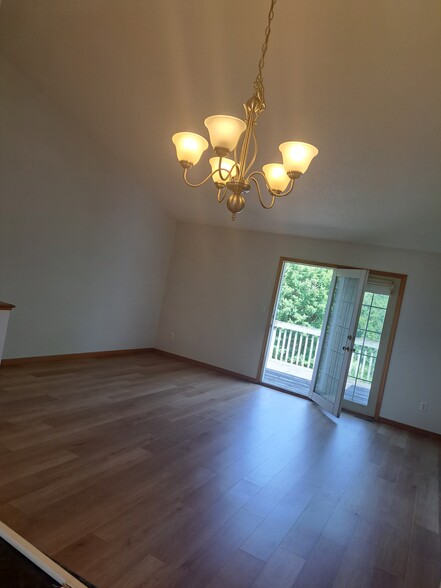 Living Room - 10 Jema Ct