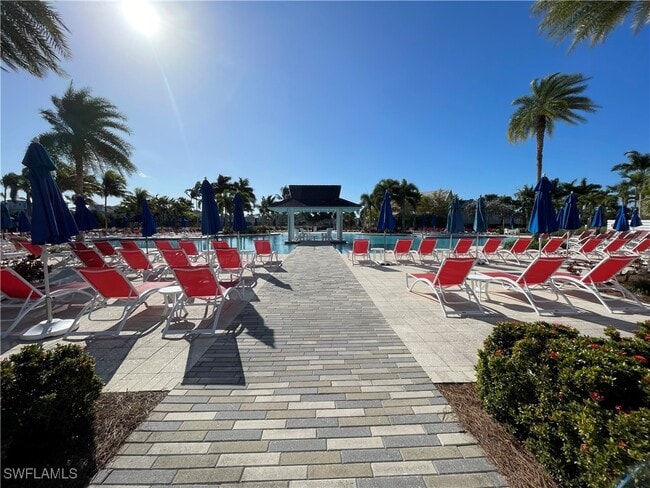 Building Photo - 6984 Saona CT