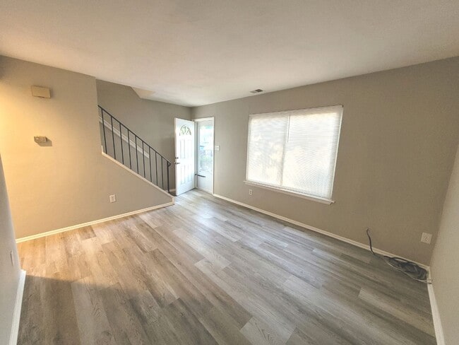 Primary Photo - Townhouse in the Heart of Virginia Beach!