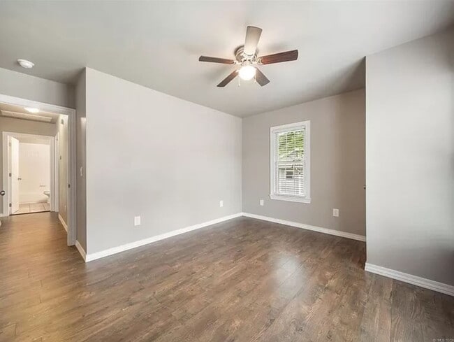 Building Photo - 2 Bedroom / 2 Bath in the heart of Midtown!