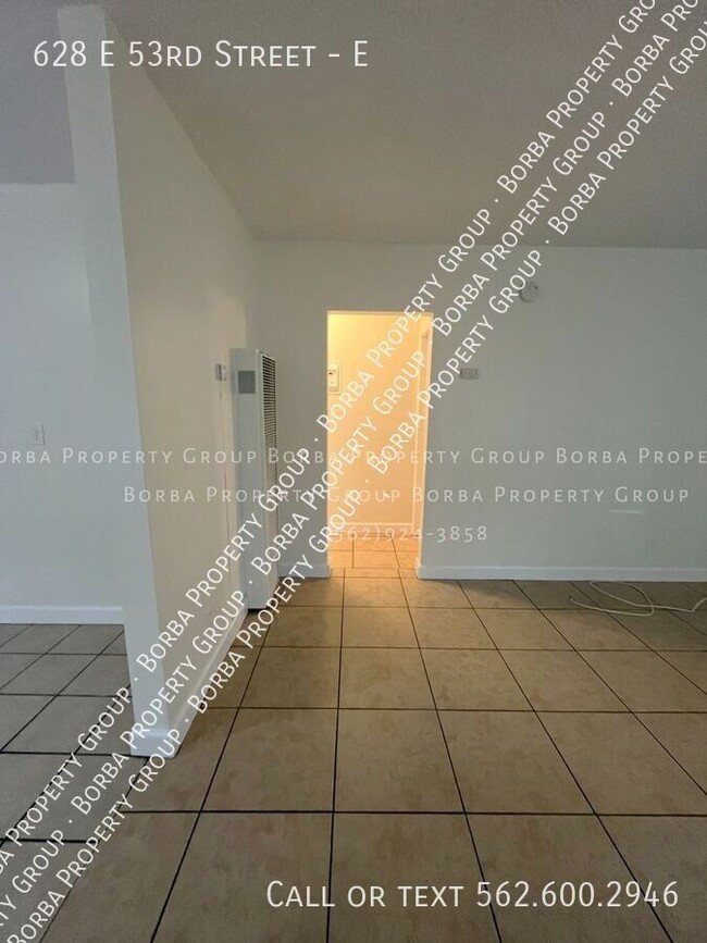 Building Photo - ** CHARMING 2-BEDROOM 1-BATH IN A GATED CO...