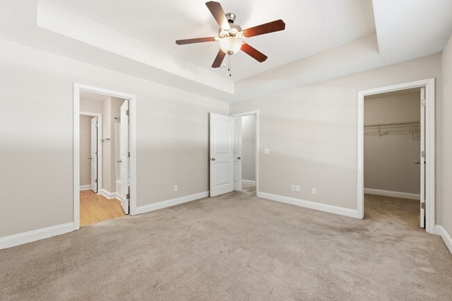 Building Photo - 240 Canyon Oak Loop