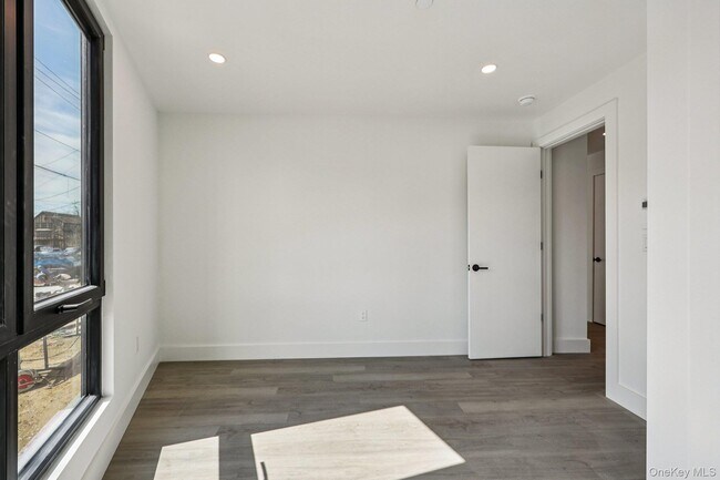 Building Photo - 325 Manville Rd