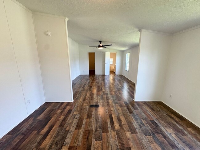 Building Photo - 8600 Bragg Dr