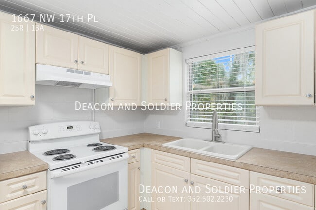 Building Photo - 1667 NW 17th Pl