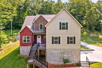 Building Photo - 6466 Hwy 48 N