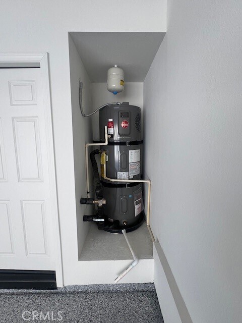 Building Photo - 4235 E Rincon St