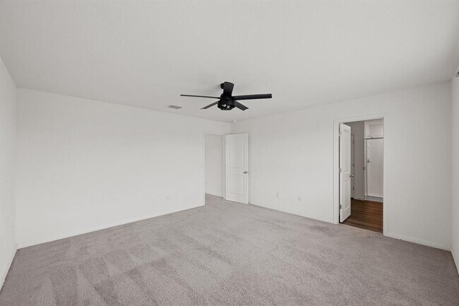 Building Photo - 200 Gemsbok Rd