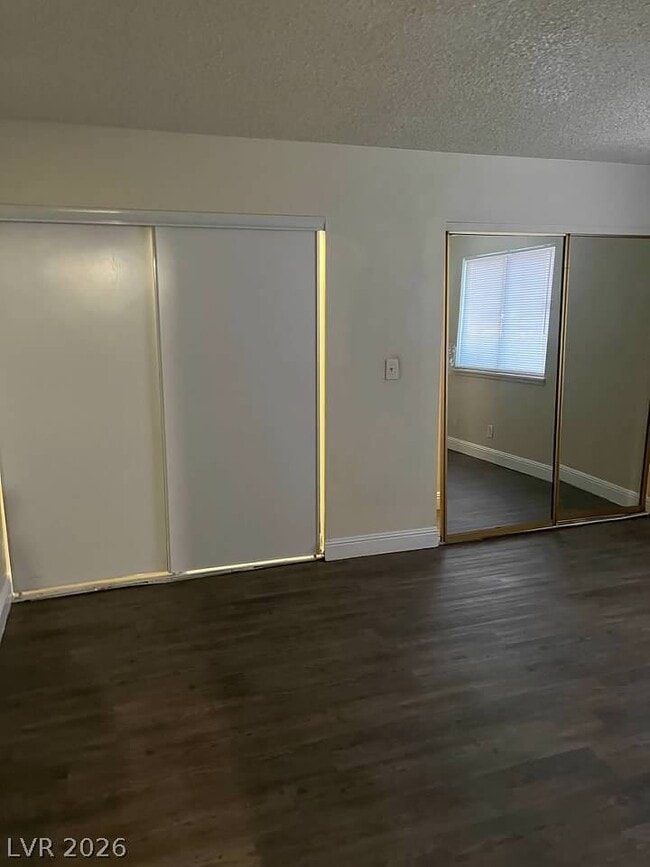 Building Photo - 4941 Newport Cove Dr