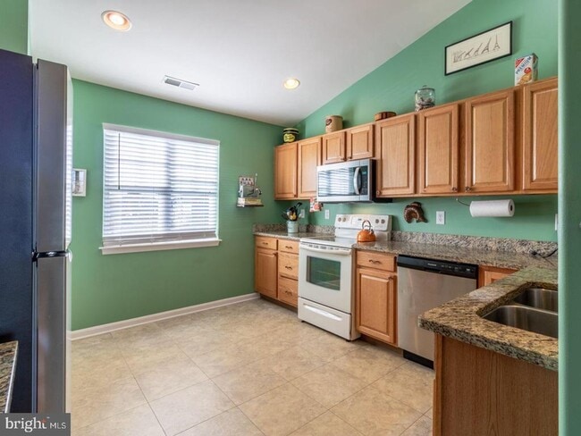 Building Photo - 34687 Refuge Cove