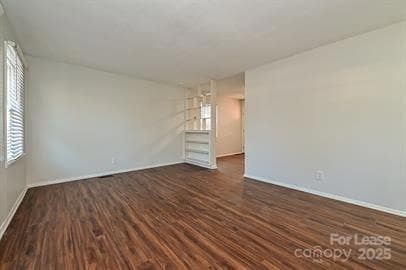 Building Photo - 4100 Dinglewood Ave