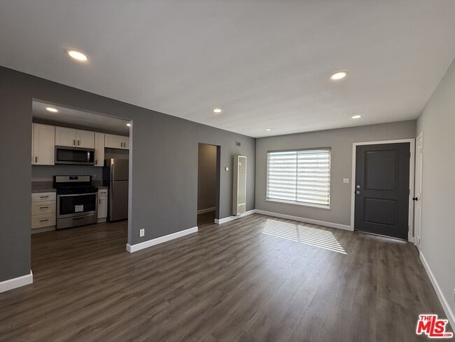 Primary Photo - 2601 20th St