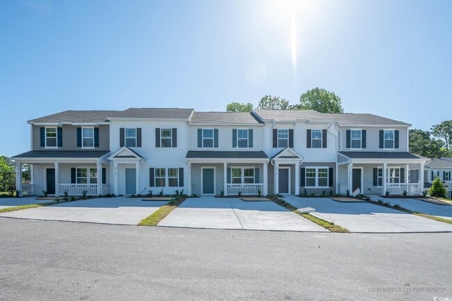 Primary Photo - 209 Banbury Ln