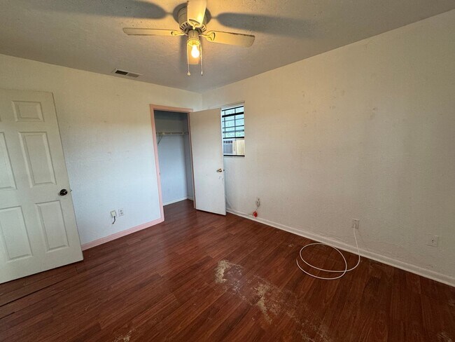 Building Photo - 8417 Goldkist Blvd