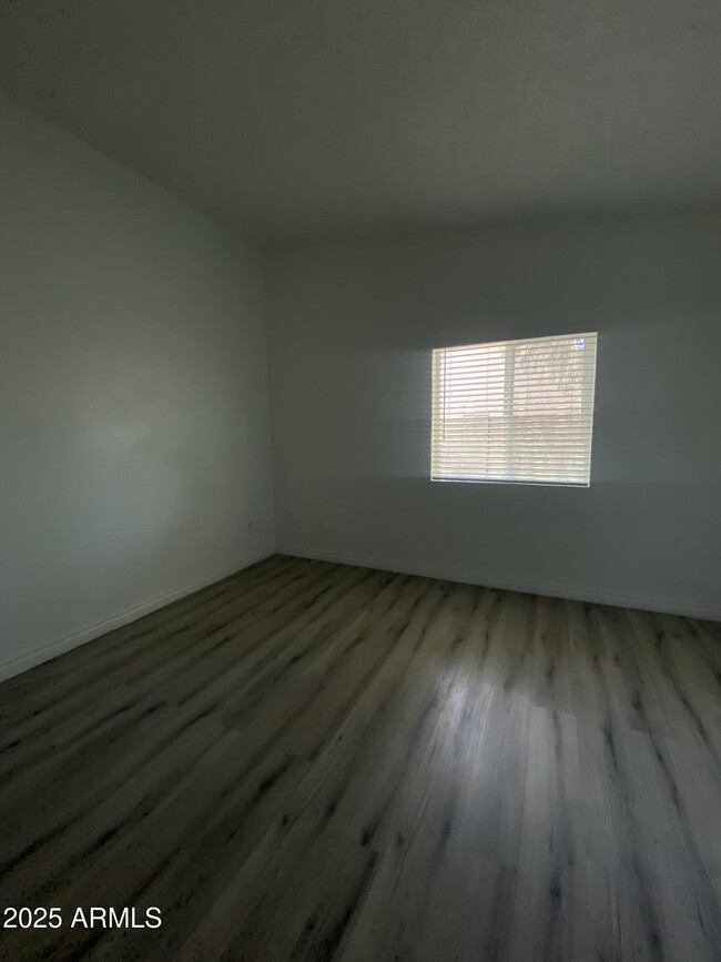 Building Photo - 2580 S Yavapai Rd