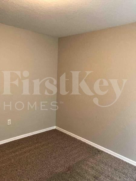 Building Photo - 6342 Hampton Pointe Cir
