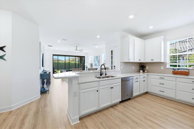 Building Photo - 4733 Tortona Ct