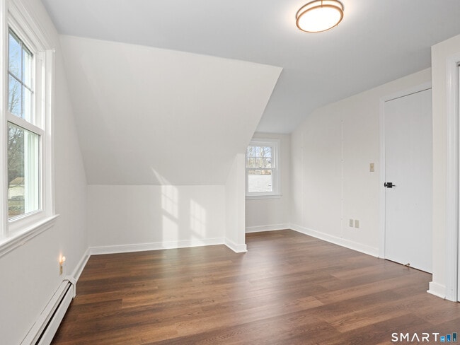 Building Photo - 8 Raleigh Rd