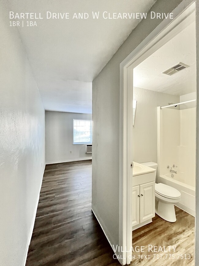 Building Photo - Newly-remodeled 1-Bed Convenient to I-83 &...