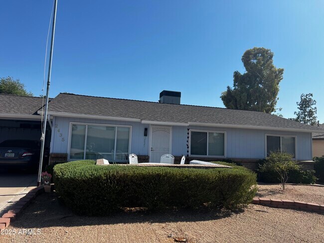 Primary Photo - 2435 E Balboa Dr