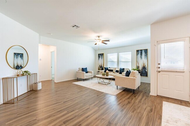 Building Photo - 322 Arnage Dr