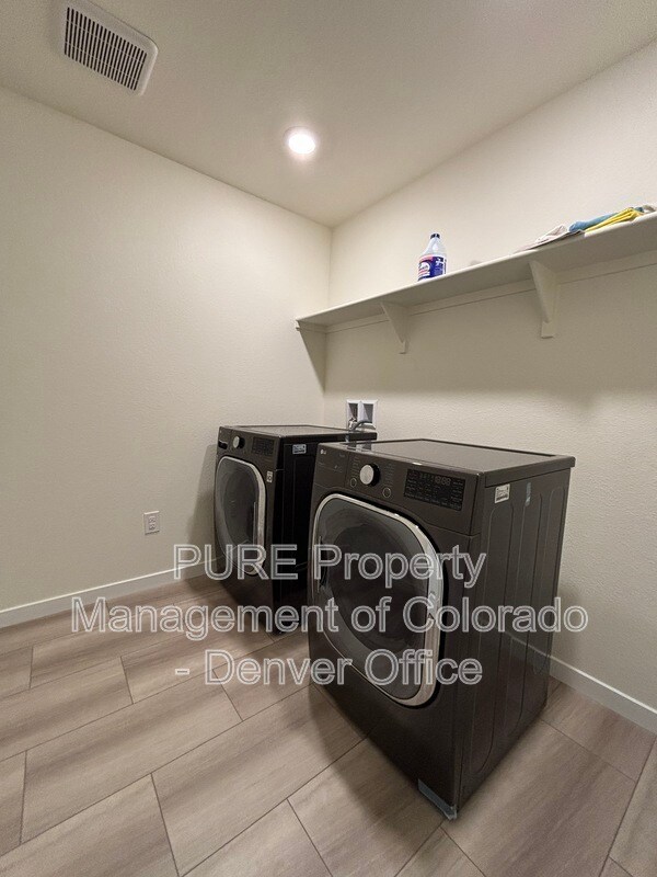 Building Photo - 933 S Eaton Park Way