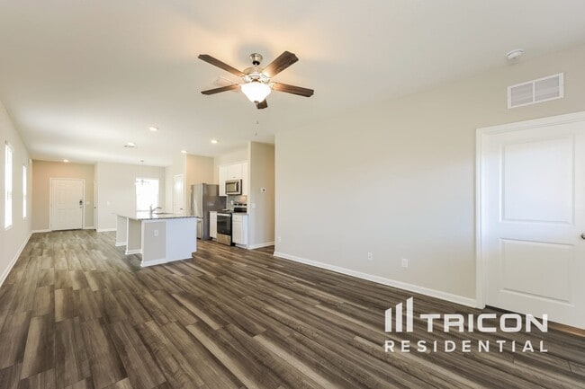 Building Photo - 7439 Boa Holw