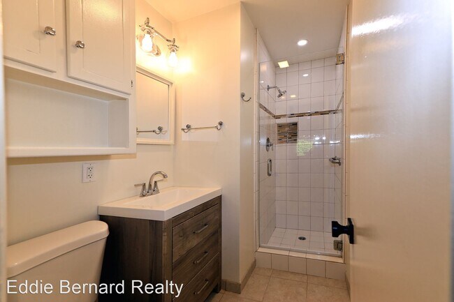 Building Photo - 4 br, 2 bath House - 17135 Tiara St.