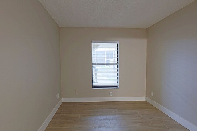 Building Photo - Mystic Gardens 5329-2903