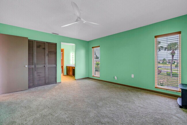 Building Photo - 13761 Via Aurora