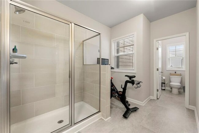 Building Photo - 2170 Trelipe Dr