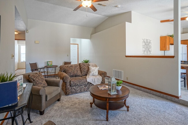 Building Photo - 5609 Wingate Ave NW