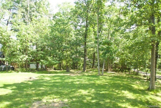 Building Photo - 10 Balder Ct